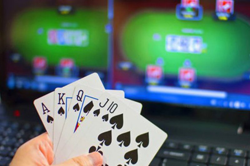 Mức xử phạt hình sự khi chơi cờ bạc online